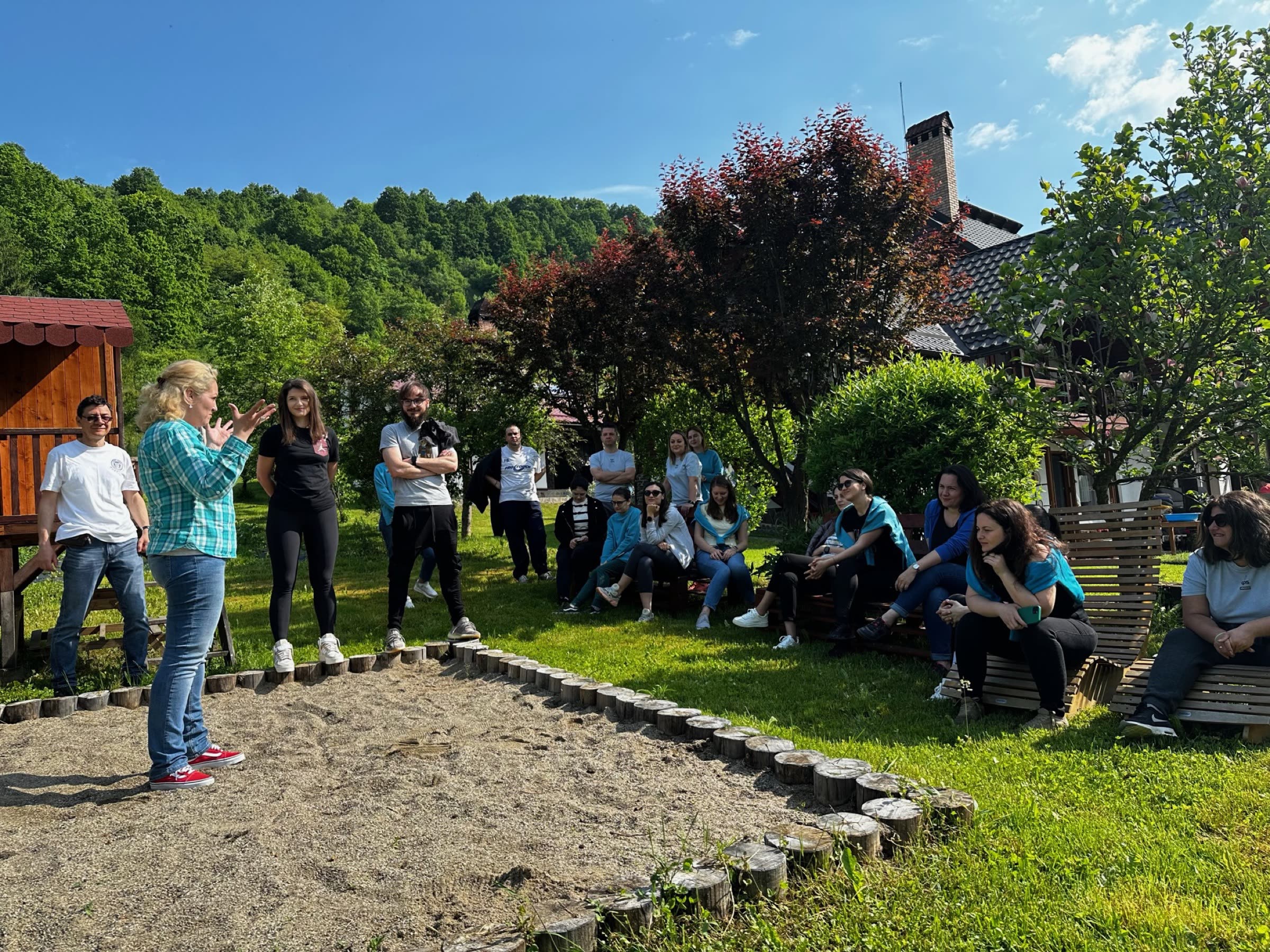 Jocuri în aer liber, în grup